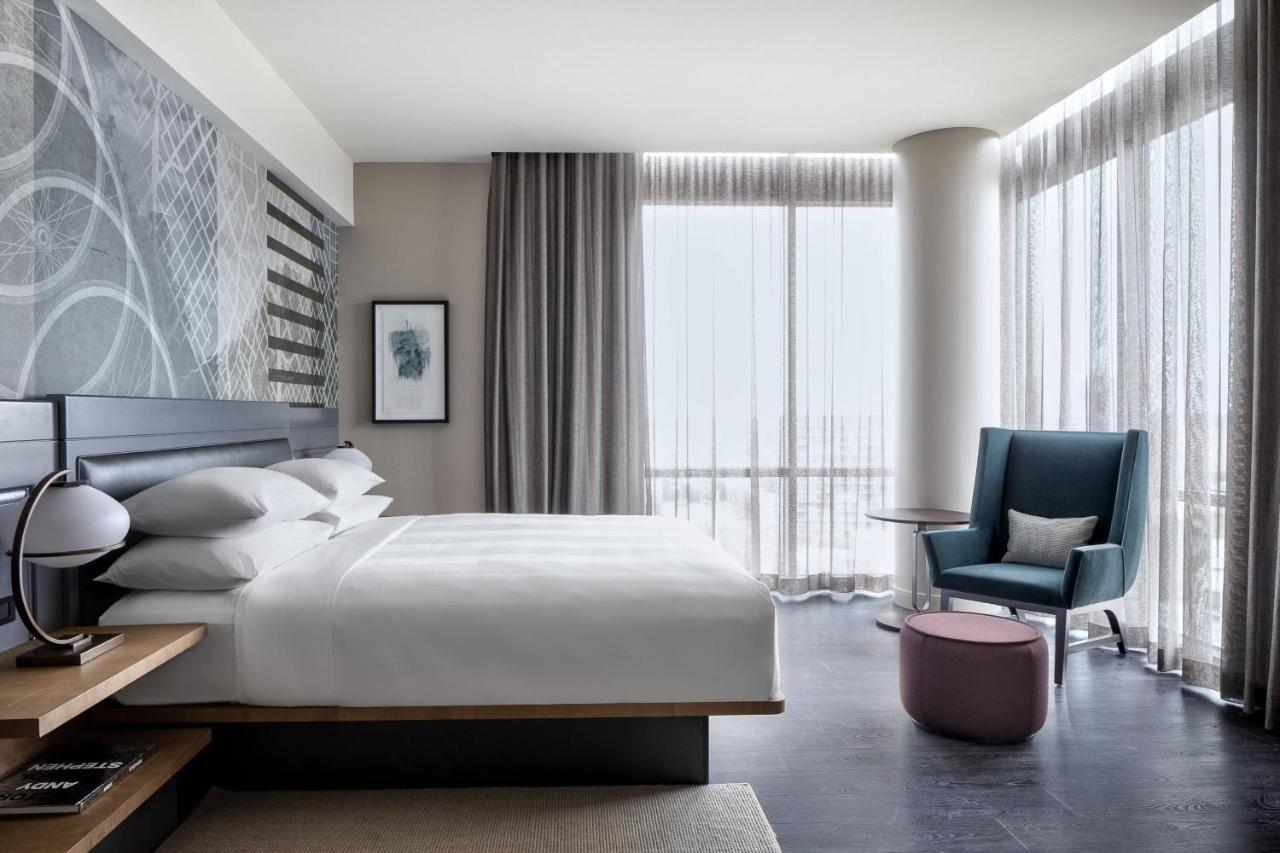 Marriott Dallas Uptown Exterior photo