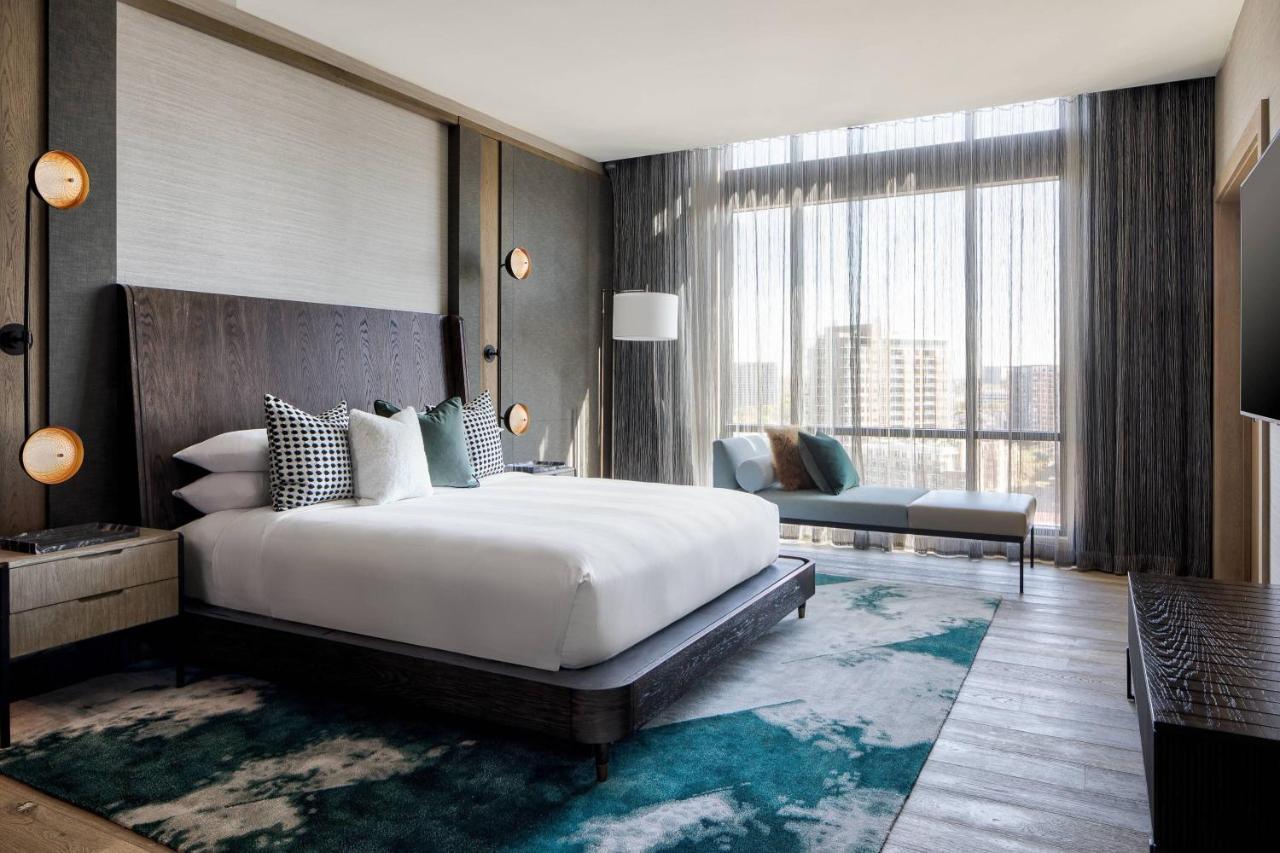 Marriott Dallas Uptown Exterior photo