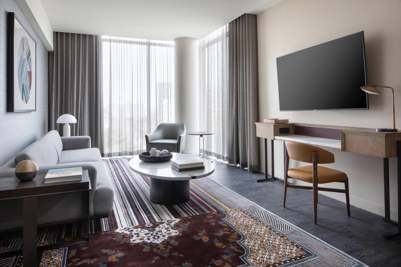 Marriott Dallas Uptown Exterior photo