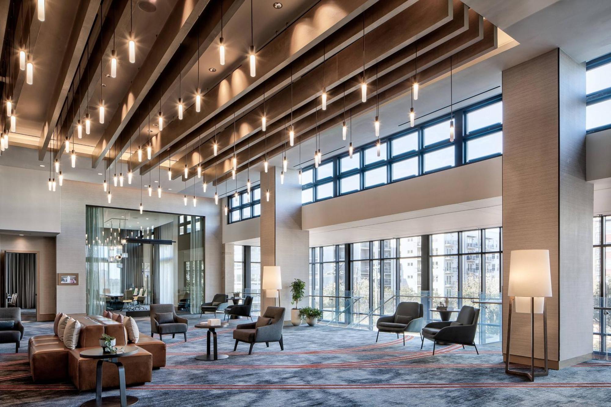 Marriott Dallas Uptown Exterior photo